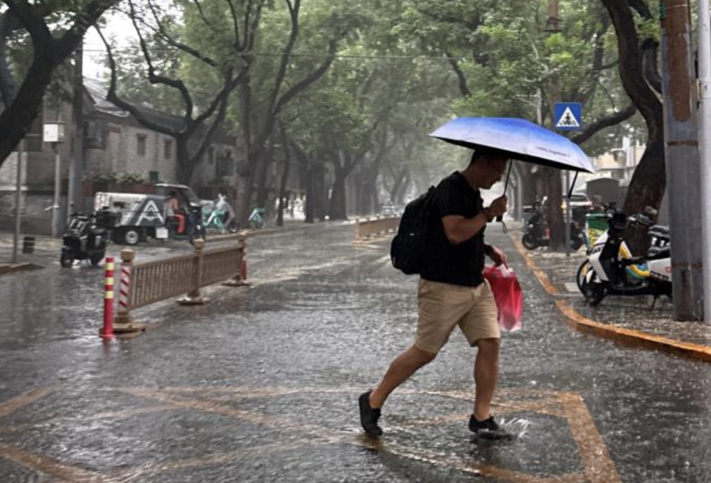 首次将封锁台湾摆在台面