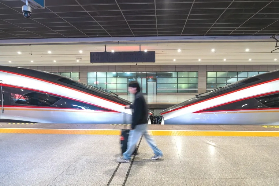 萧敬腾在婚礼上泪流满面