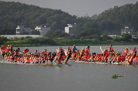 每日经济新闻